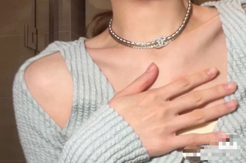 Ch**el necklaces